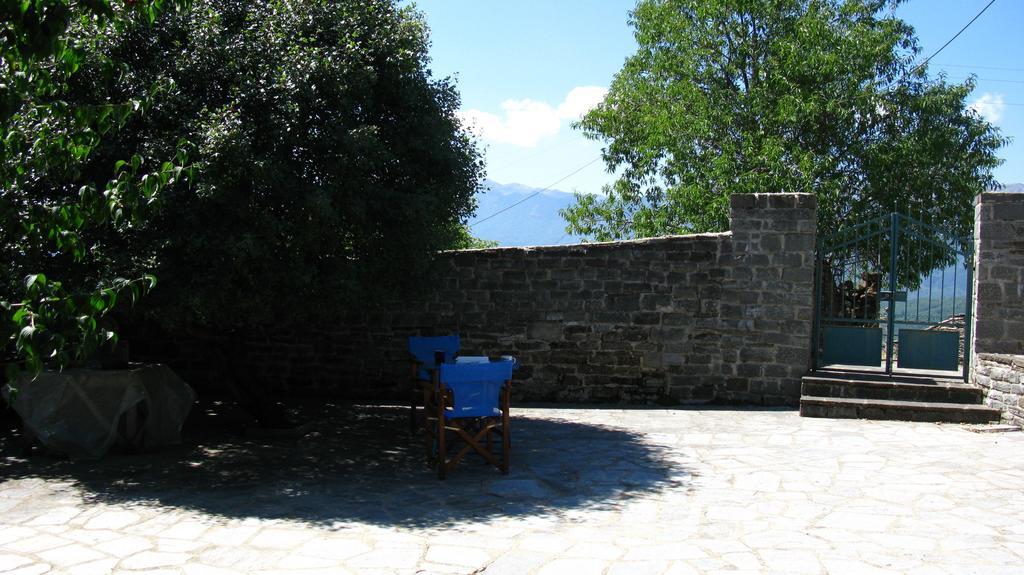 Petrino Spiti Holiday home Fragkades